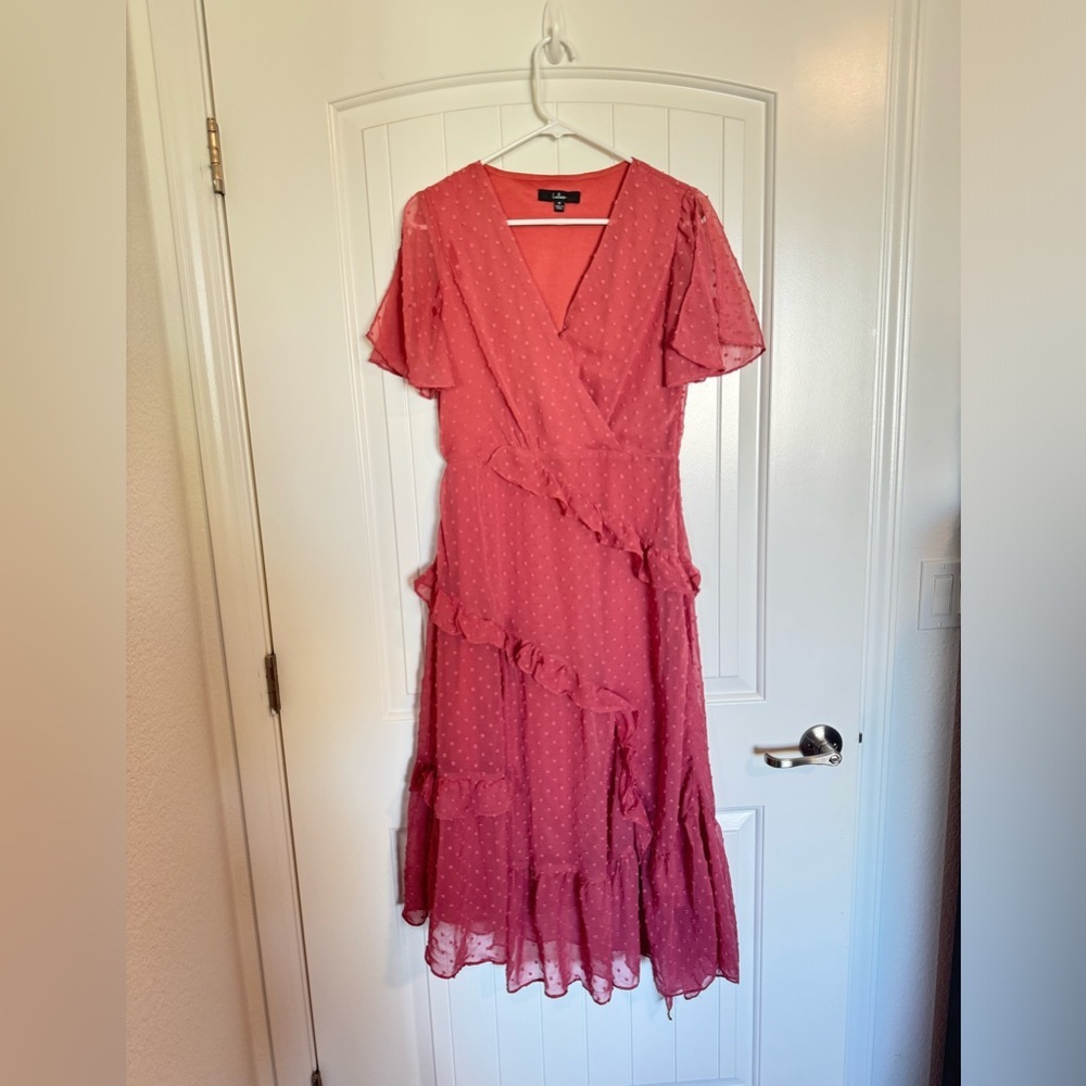 Lulu's next to you Rose Swiss Dot  V Neck Ruffled Midi Dress size Medium